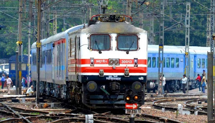 Passengers, Free meal, Indian Railways, Railway Minister, Piyush Goyal, Business news