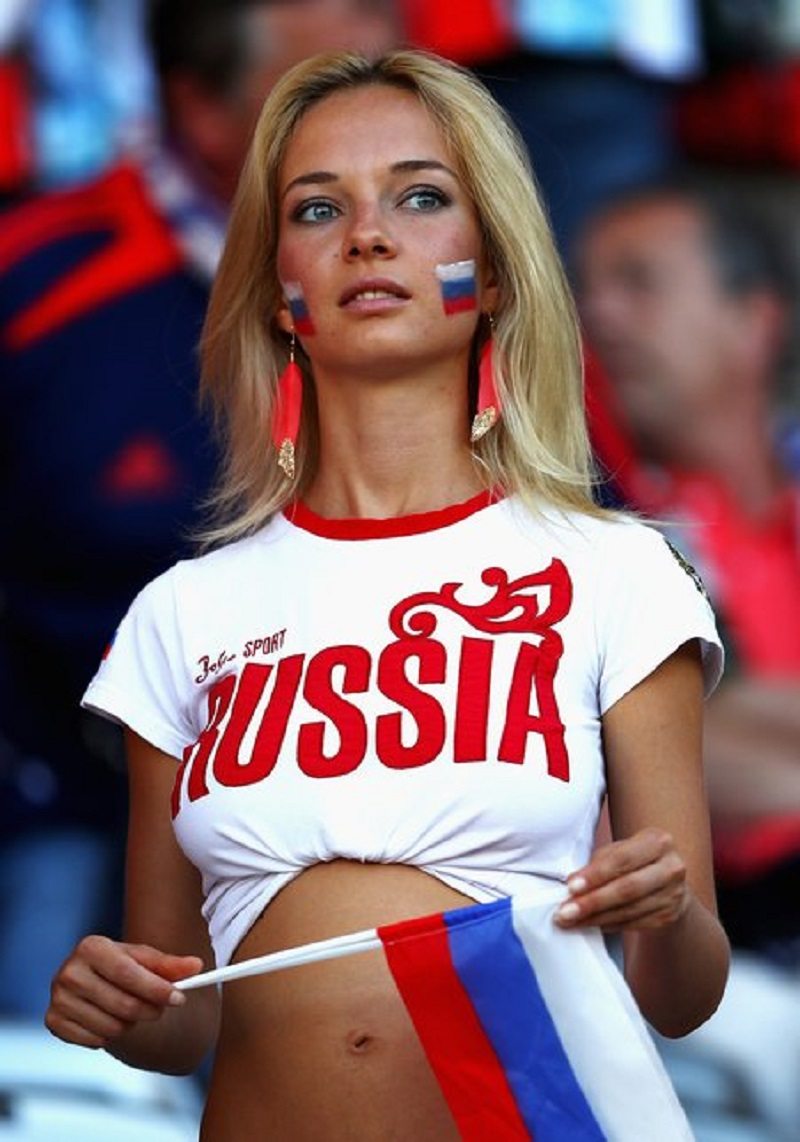This Russian Hottest Football Fan Natalya Nemchinova Tu