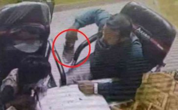 Tutor, Tutor caught on CCTV beating boy, CCTV camera, CCTV footage, Seven-year-old boy, Aligarh, Uttar Pradesh, Regional news, Crime news