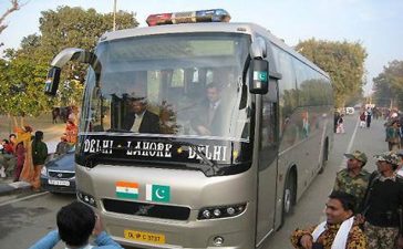 Pakistani bus, Sada-e-Sarhad, CRPF troopers, CRPF soldiers, CRPF convoy, Pulwama terror attack, Lahore to New Delhi, Amritsar, Punjab, National news