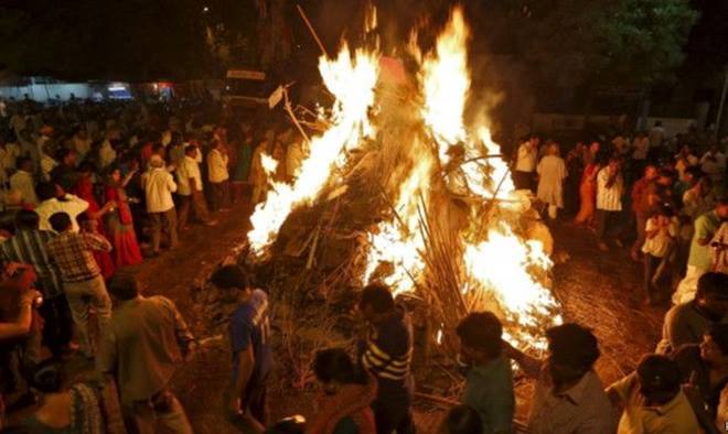 Here you all need to know about Holika Dahan timings and Shubh Muhurat ...