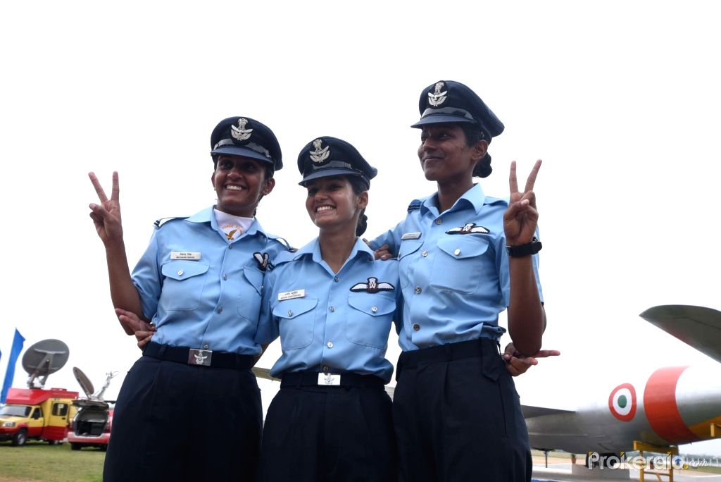 Bhawana Kanth, Abhinandan Varthaman, Wing Commander, Flight Lieutenant, MiG-21 Bison jet, Indian Air Force, First woman fighter pilot, Pakistan, National news