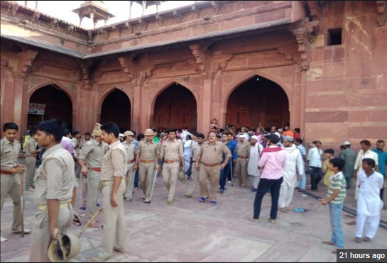 Agra, Fatehpur Sikri, Salim Chisti dargah, Shopkeepers, Tourists, Uttar Pradesh, Regional news