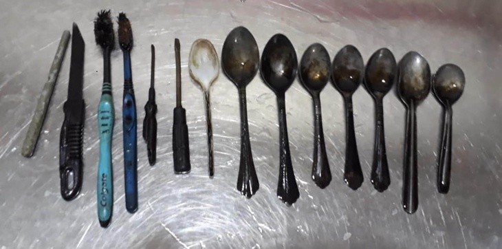 Spoons, Knife, Toothbrushes, Screwdrivers, Metal rod, Stomach, Himachal Pradesh, Weird news, Offbeat news, Regional news