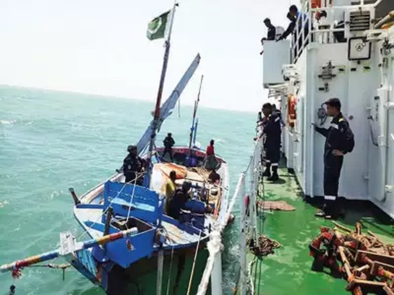 Indian Coast Guard, Al Madina, Narcotic, Heroin, Pakistan, Maritime
